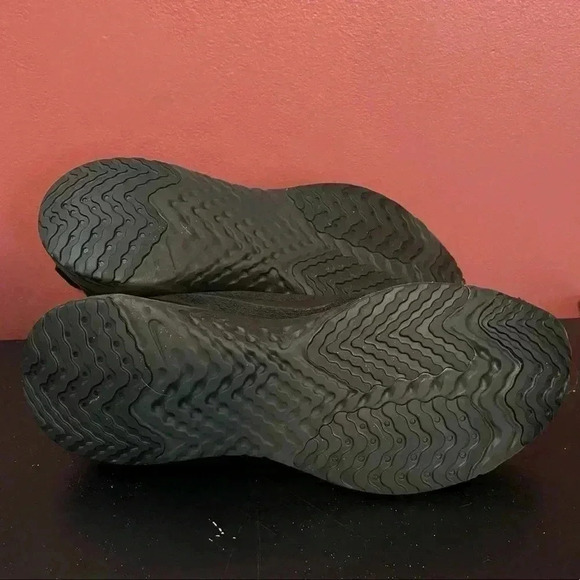 Nike Men's Revolution 5 Running Shoes - Picture 7 of 8